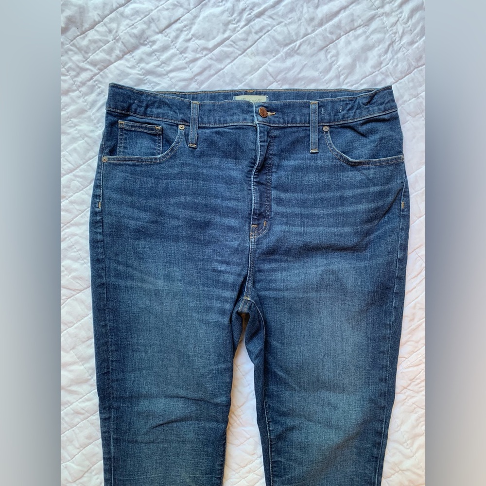 Madewell 10” High Rise Jeans with Adjustable Waist - Picture 3 of 7